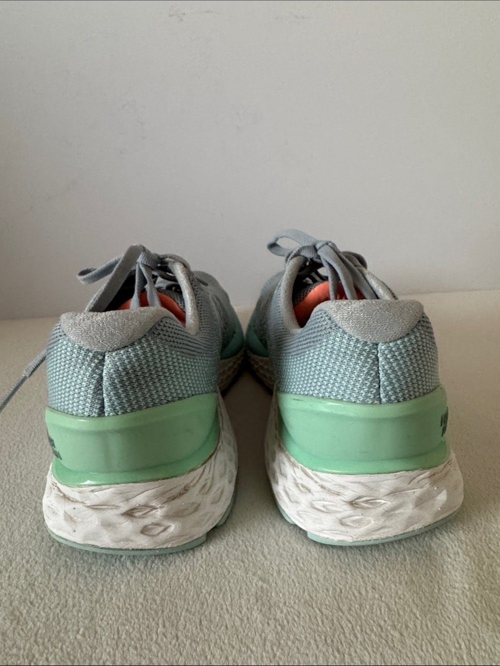 New Balance athletic shoes - Picture 4 of 11